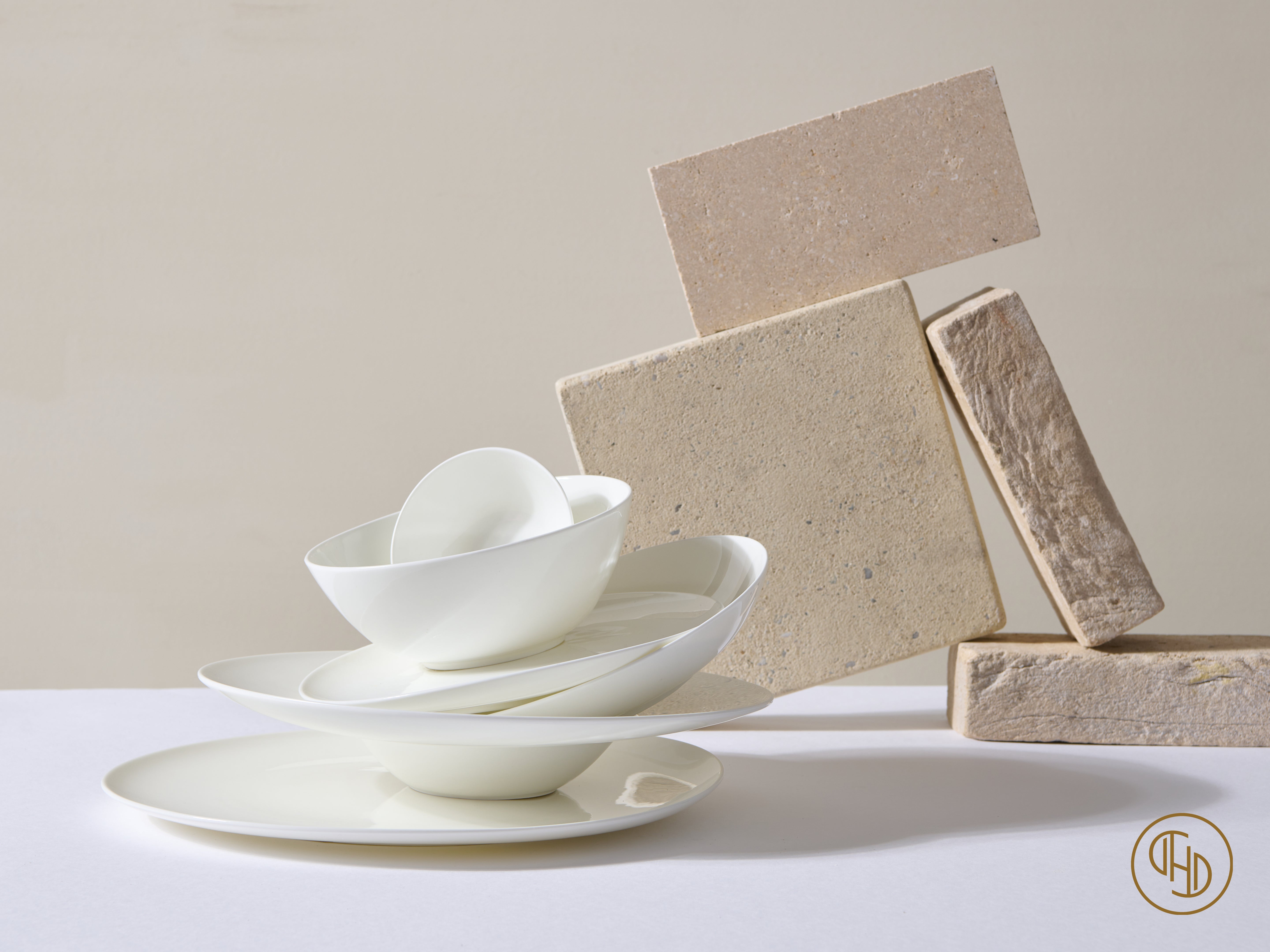 Magnesium-Reinforced Porcelain